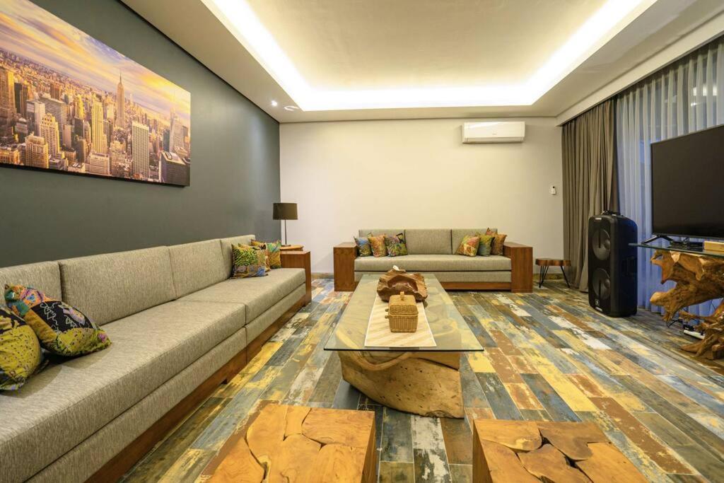 Grand Villa Uluwatu Ungasan Exterior foto